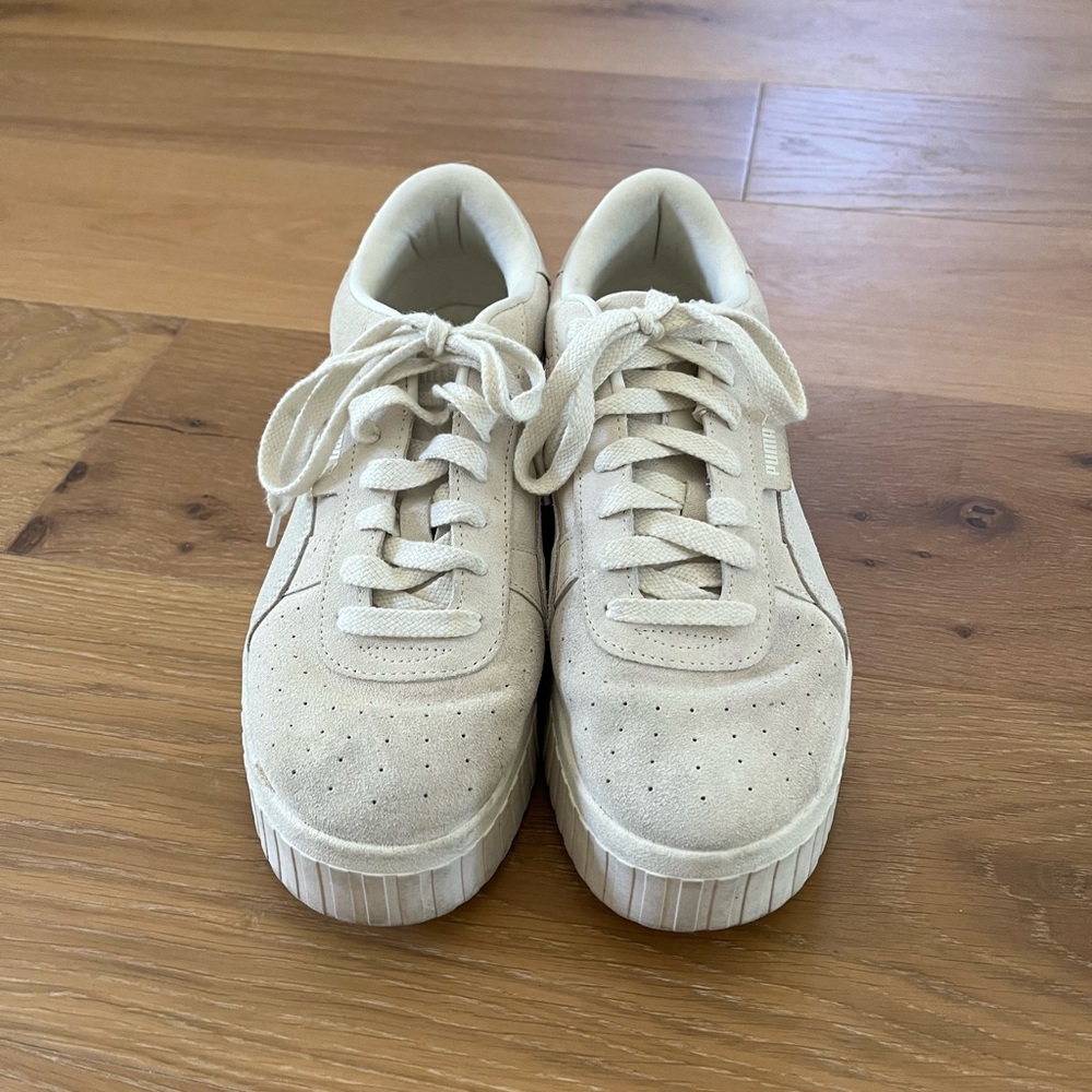 Puma Cream Sneakers